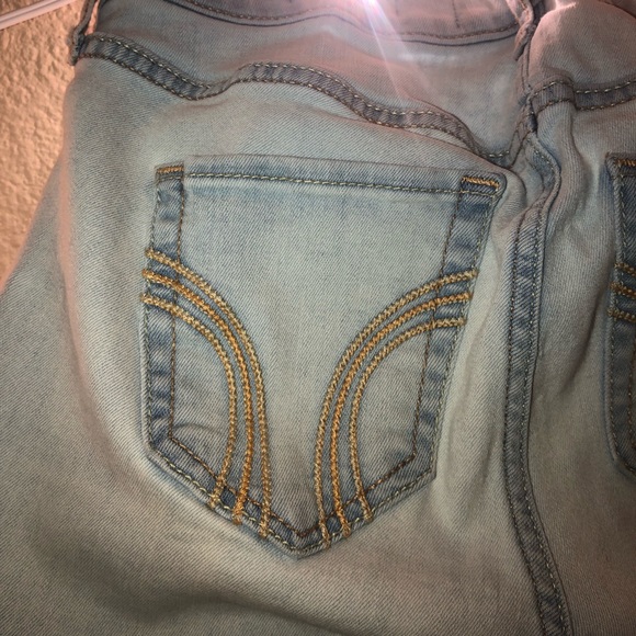 hollister jeans - Picture 2 of 2